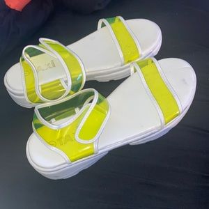 WOMENS SANDALS